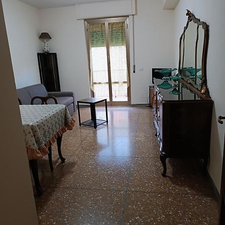 Hortis Apartment, 5 Persone, 2 Camere, Balcone, Metro C E Tram Per Il Centro Rome Buitenkant foto