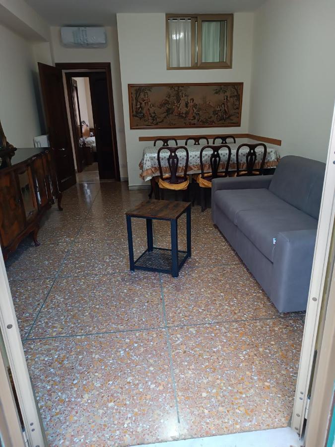 Hortis Apartment, 5 Persone, 2 Camere, Balcone, Metro C E Tram Per Il Centro Rome Buitenkant foto
