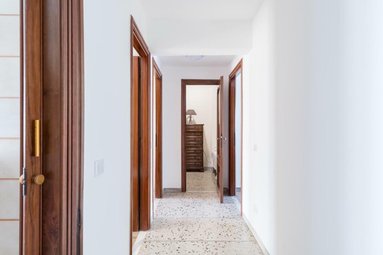 Hortis Apartment, 5 Persone, 2 Camere, Balcone, Metro C E Tram Per Il Centro Rome Buitenkant foto